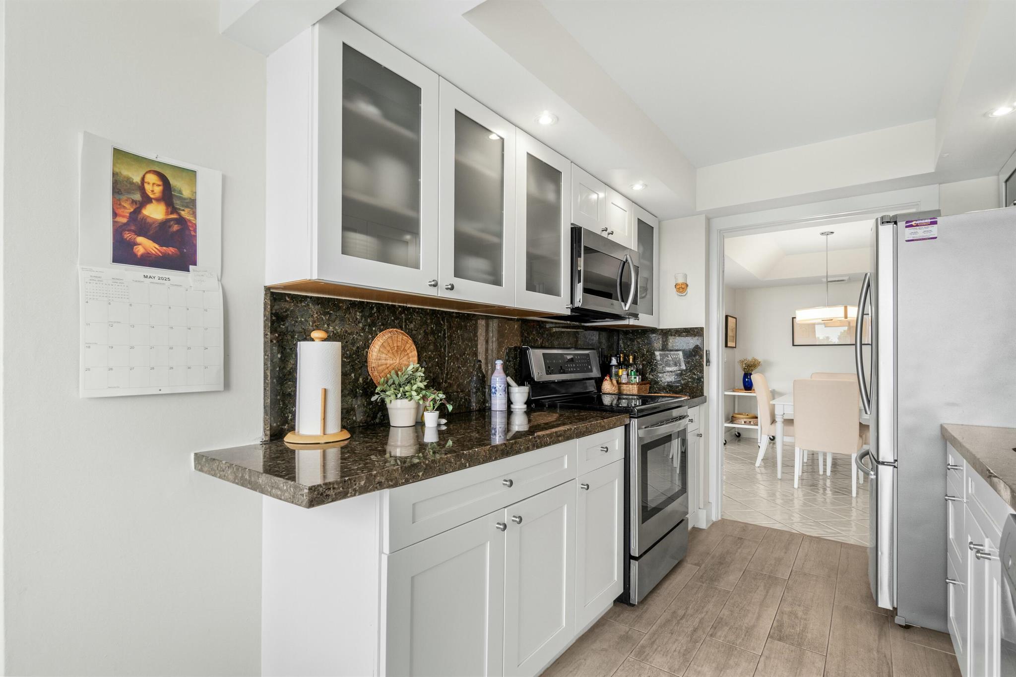 MAYFAIR HOUSE CONDO - Residential