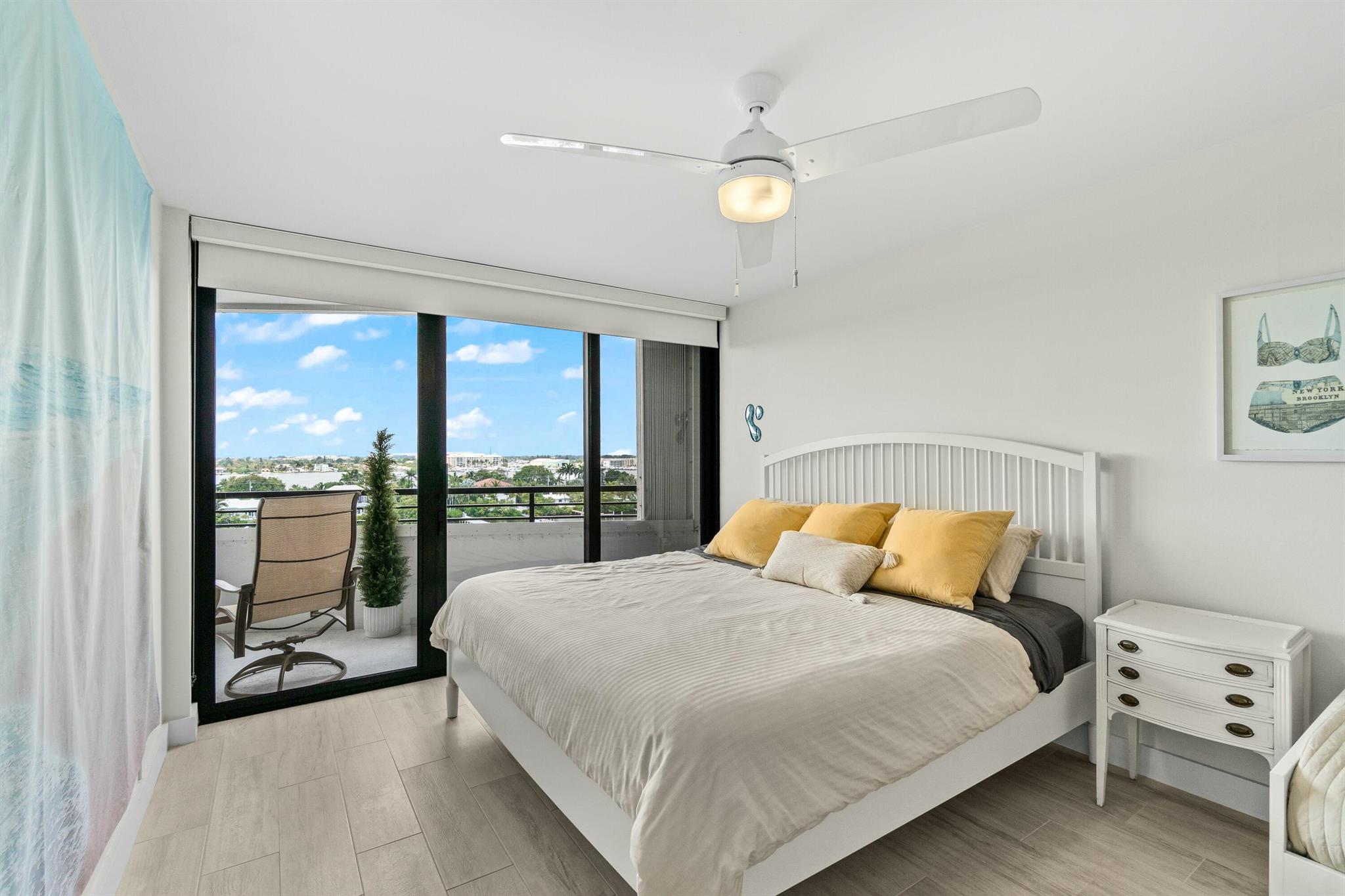 MAYFAIR HOUSE CONDO - Residential