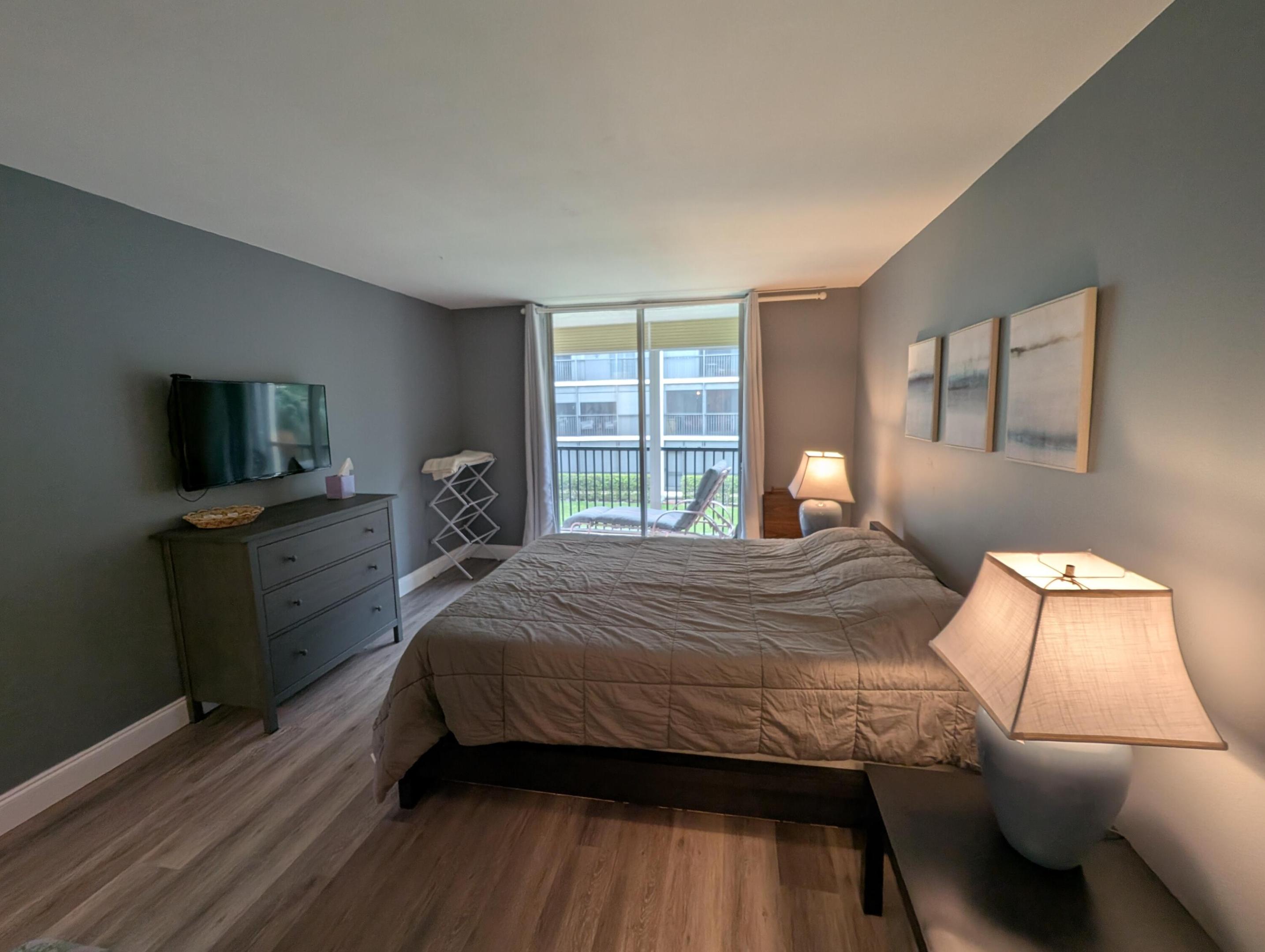 COASTAL TOWERS CONDO - Residential Lease