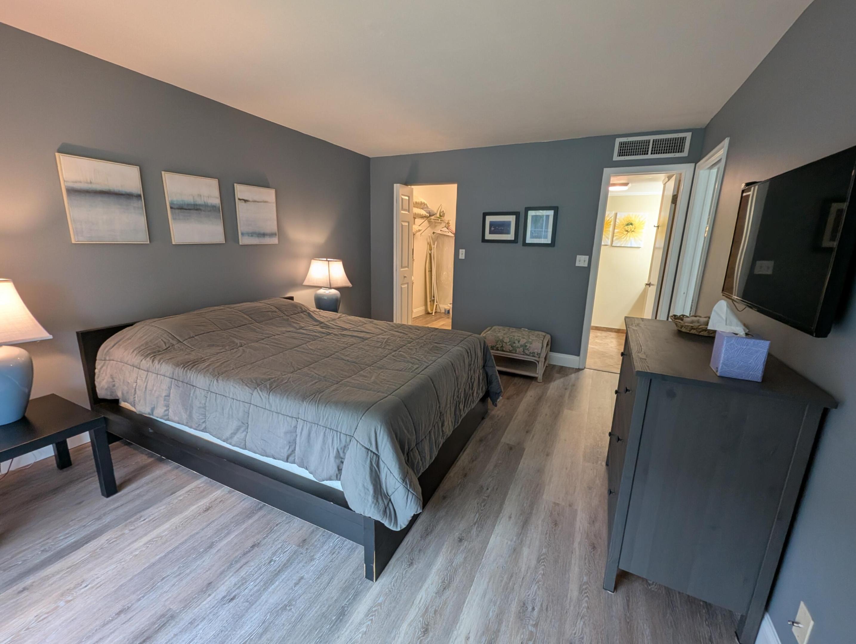 COASTAL TOWERS CONDO - Residential Lease