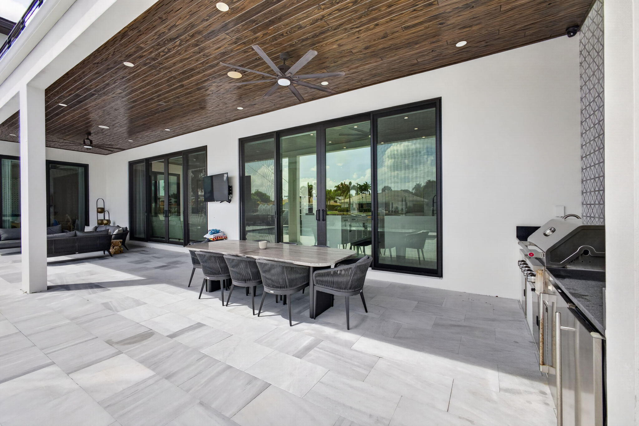 NORTH PALM BEACH VILLAGE OF 6 - Residential