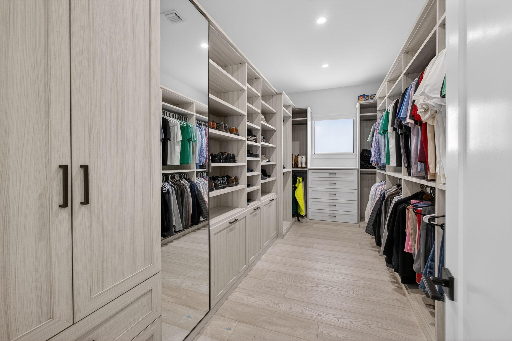 NORTH PALM BEACH VILLAGE OF 6 - Residential