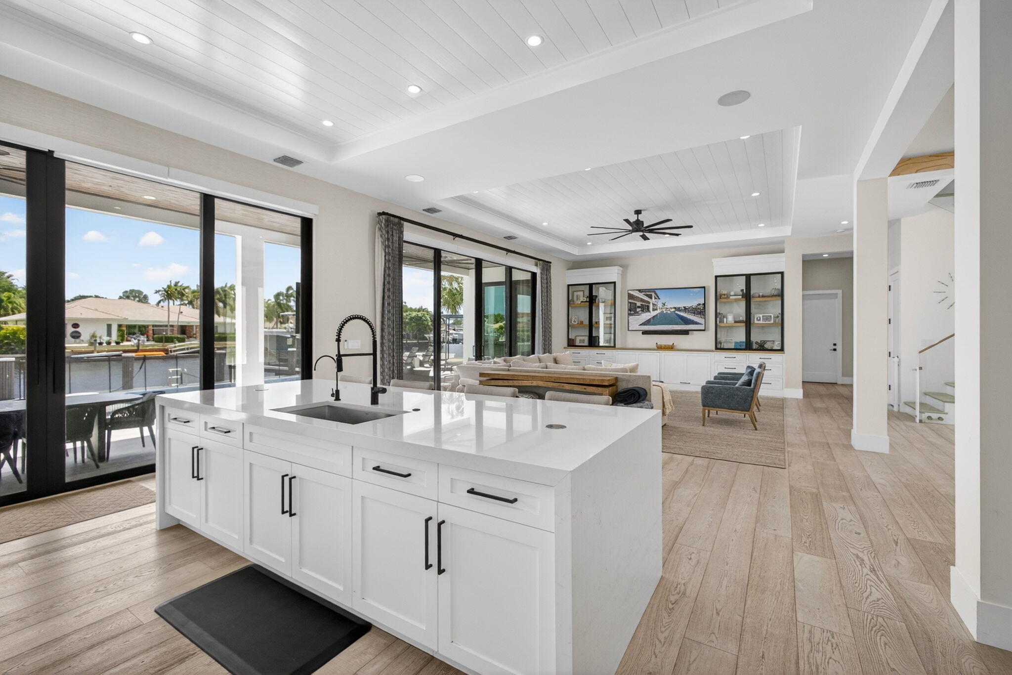 NORTH PALM BEACH VILLAGE OF 6 - Residential