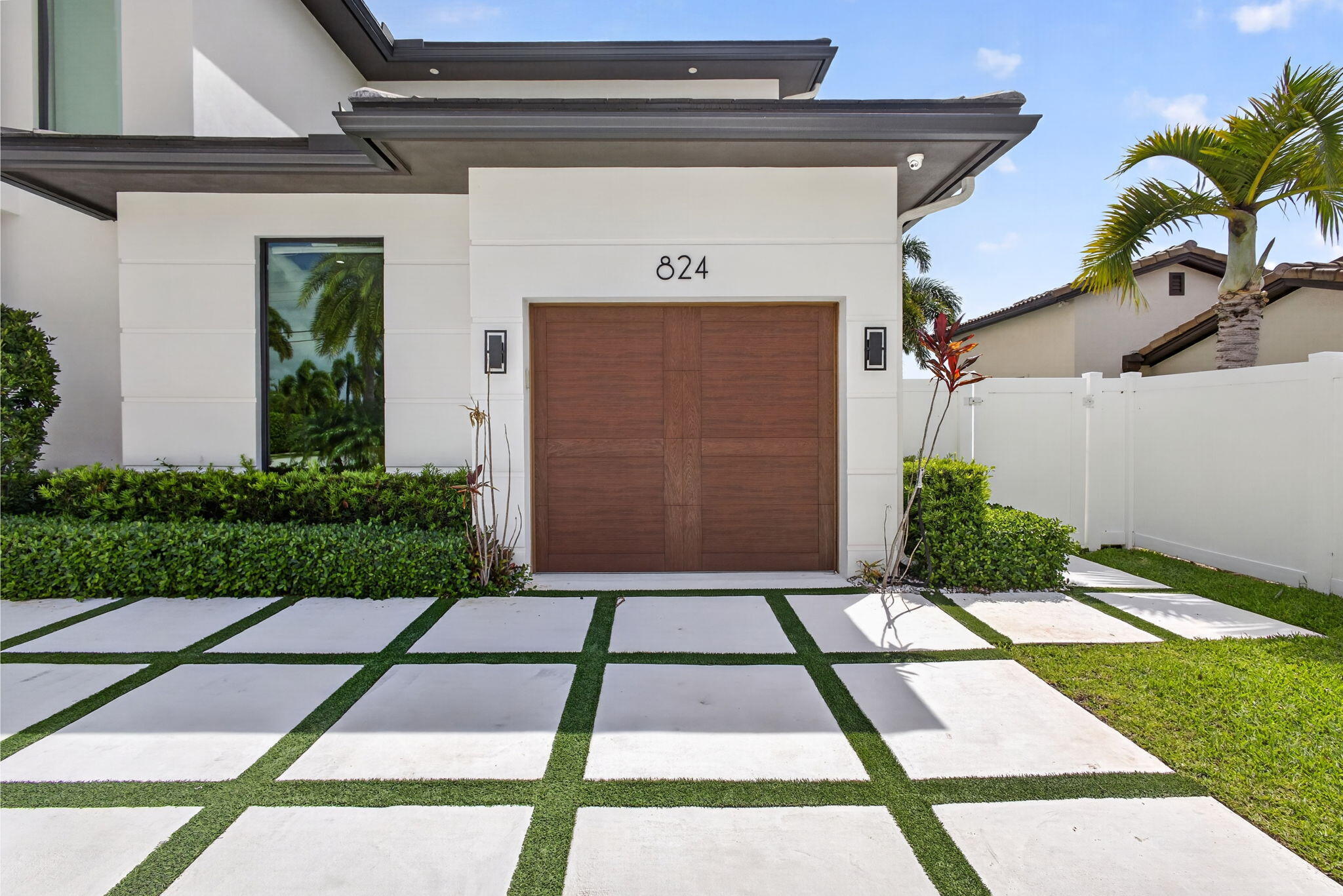 NORTH PALM BEACH VILLAGE OF 6 - Residential