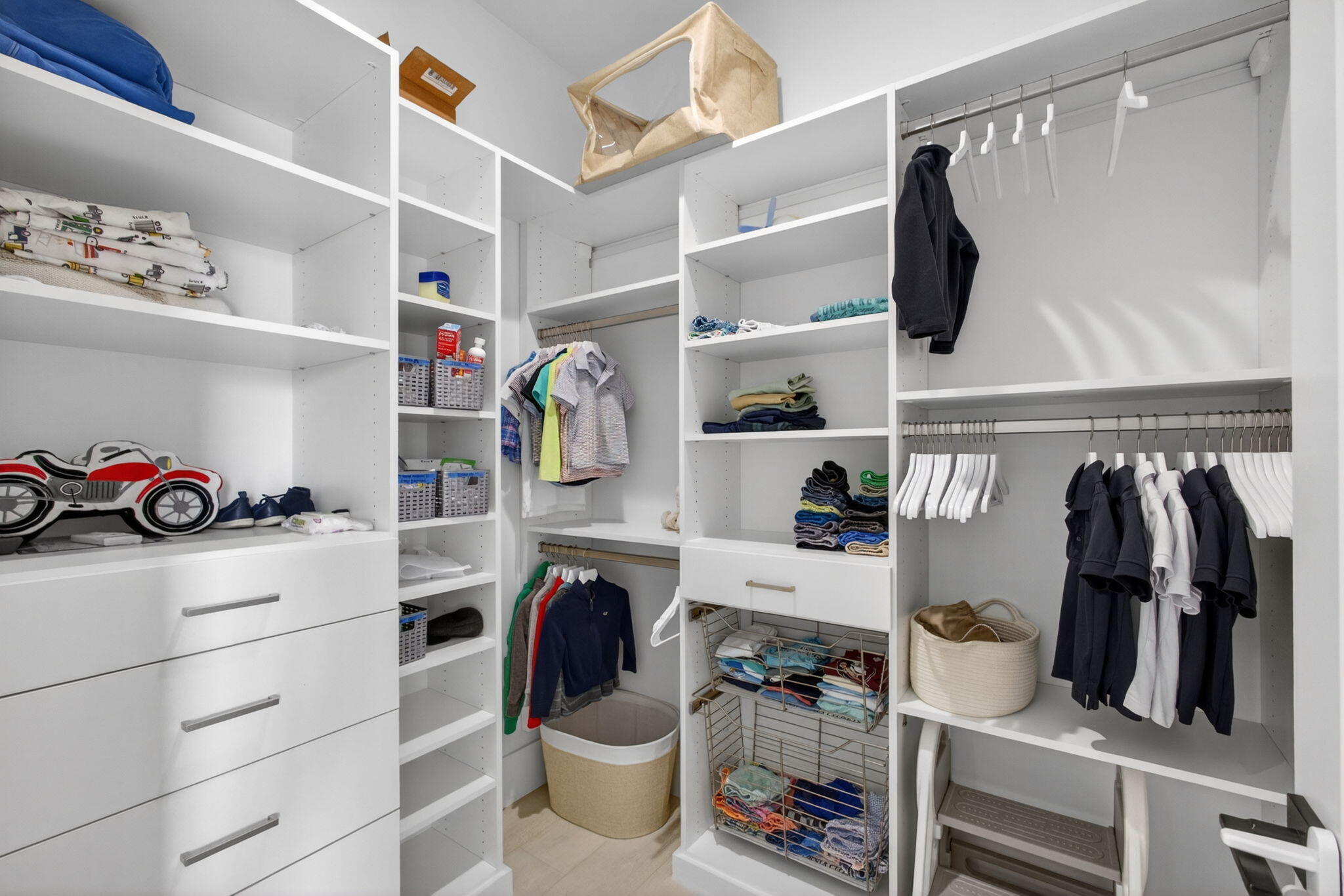 NORTH PALM BEACH VILLAGE OF 6 - Residential