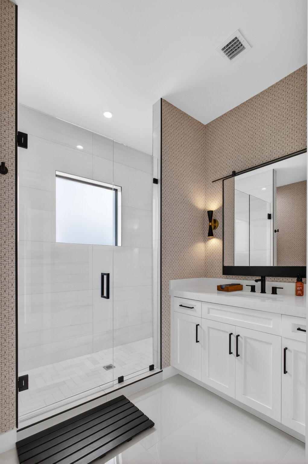 NORTH PALM BEACH VILLAGE OF 6 - Residential