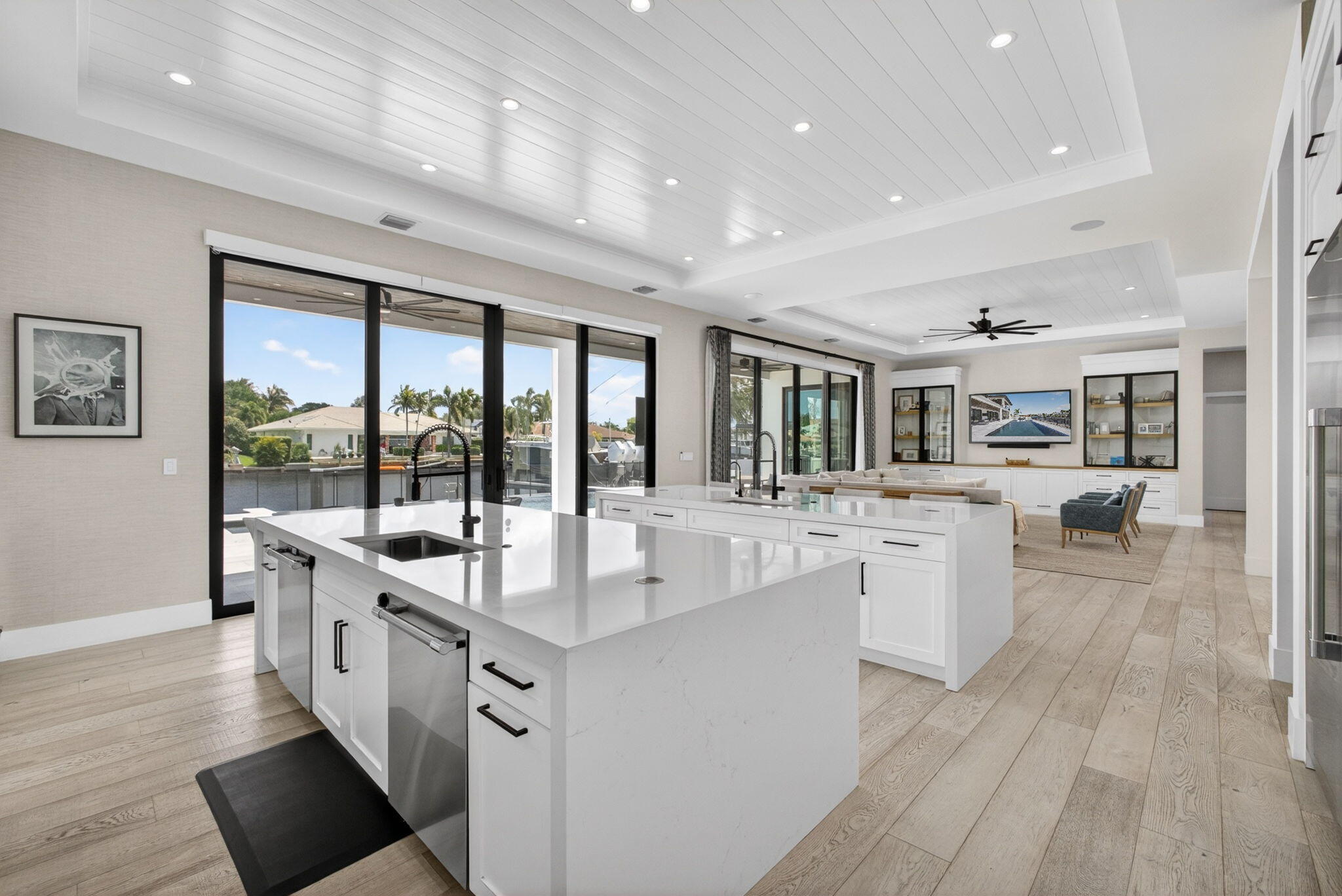 NORTH PALM BEACH VILLAGE OF 6 - Residential