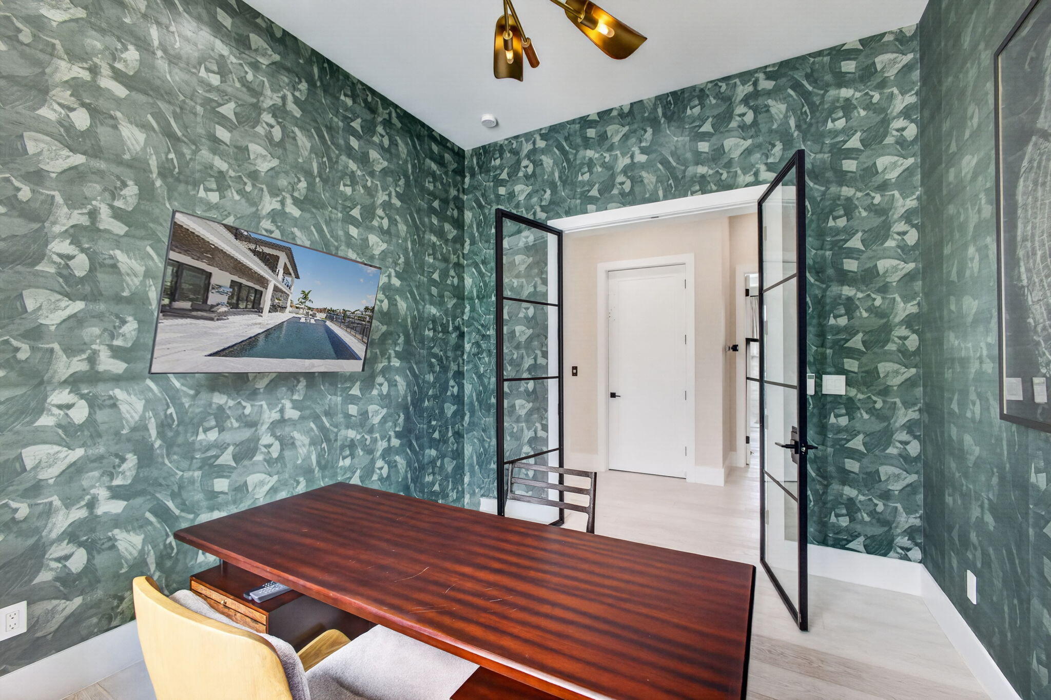 NORTH PALM BEACH VILLAGE OF 6 - Residential