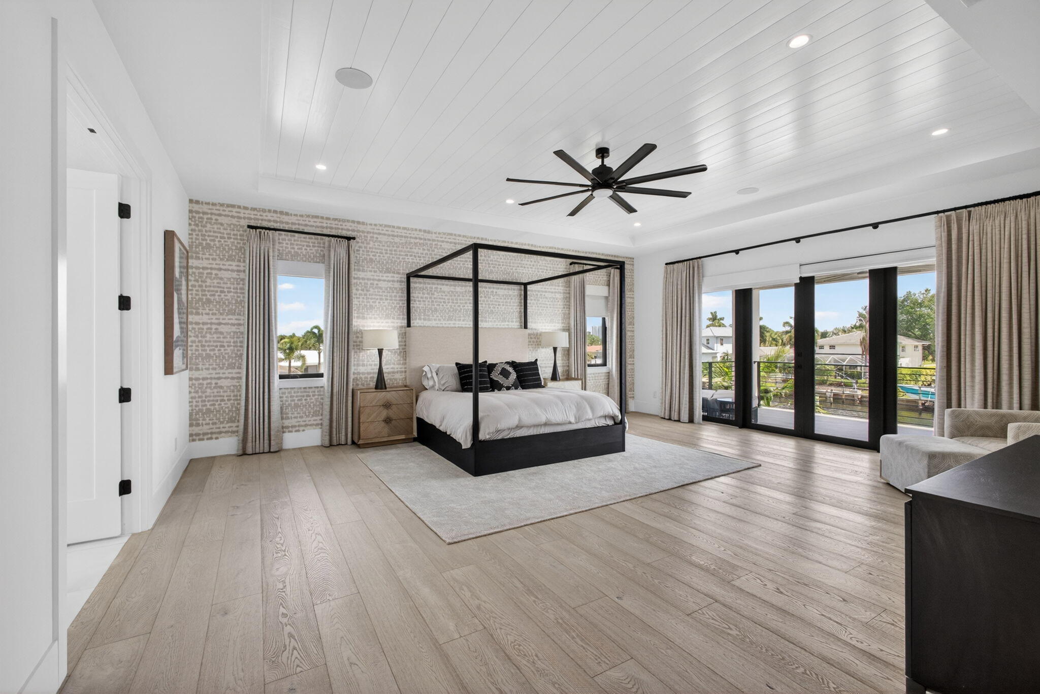 NORTH PALM BEACH VILLAGE OF 6 - Residential