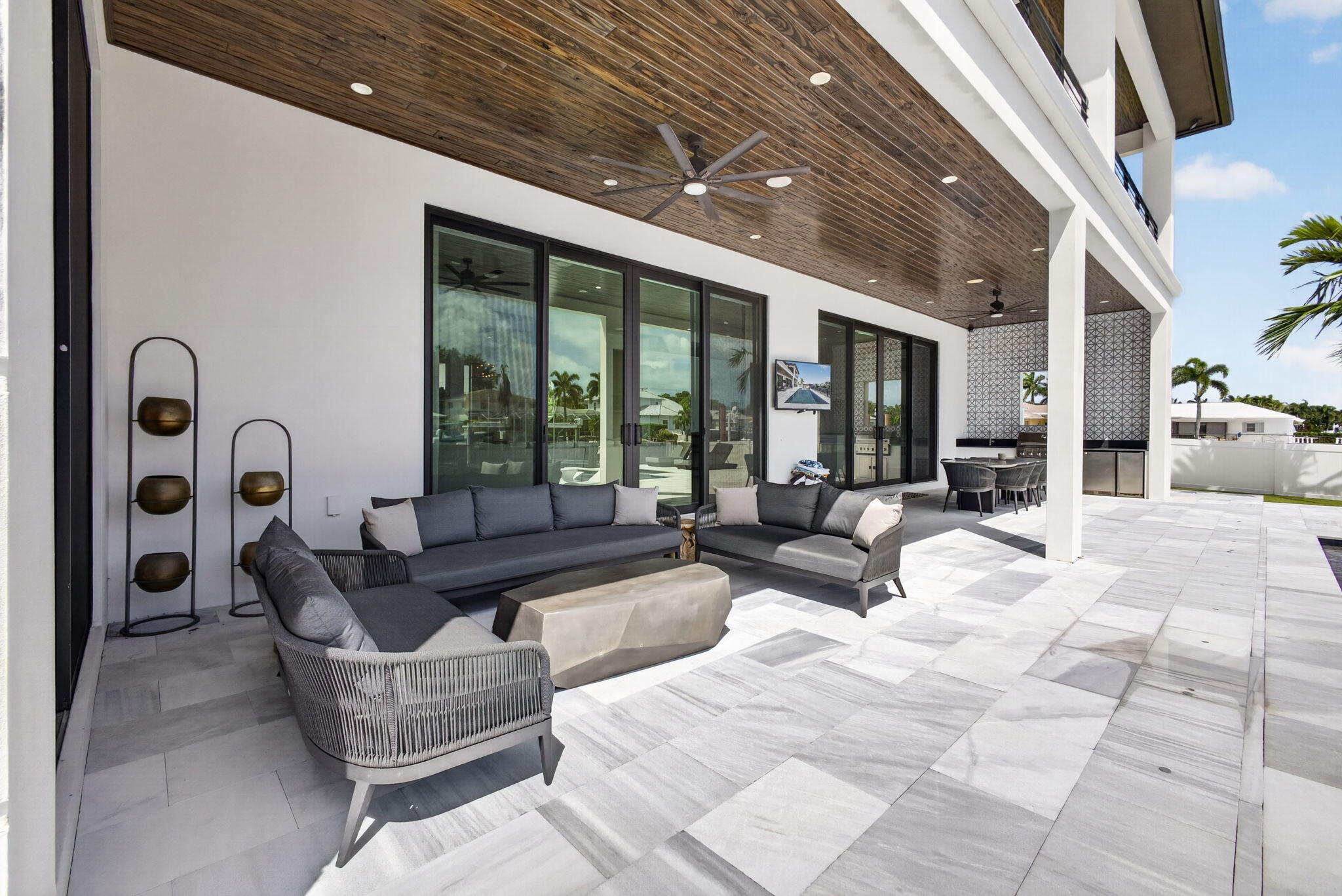 NORTH PALM BEACH VILLAGE OF 6 - Residential