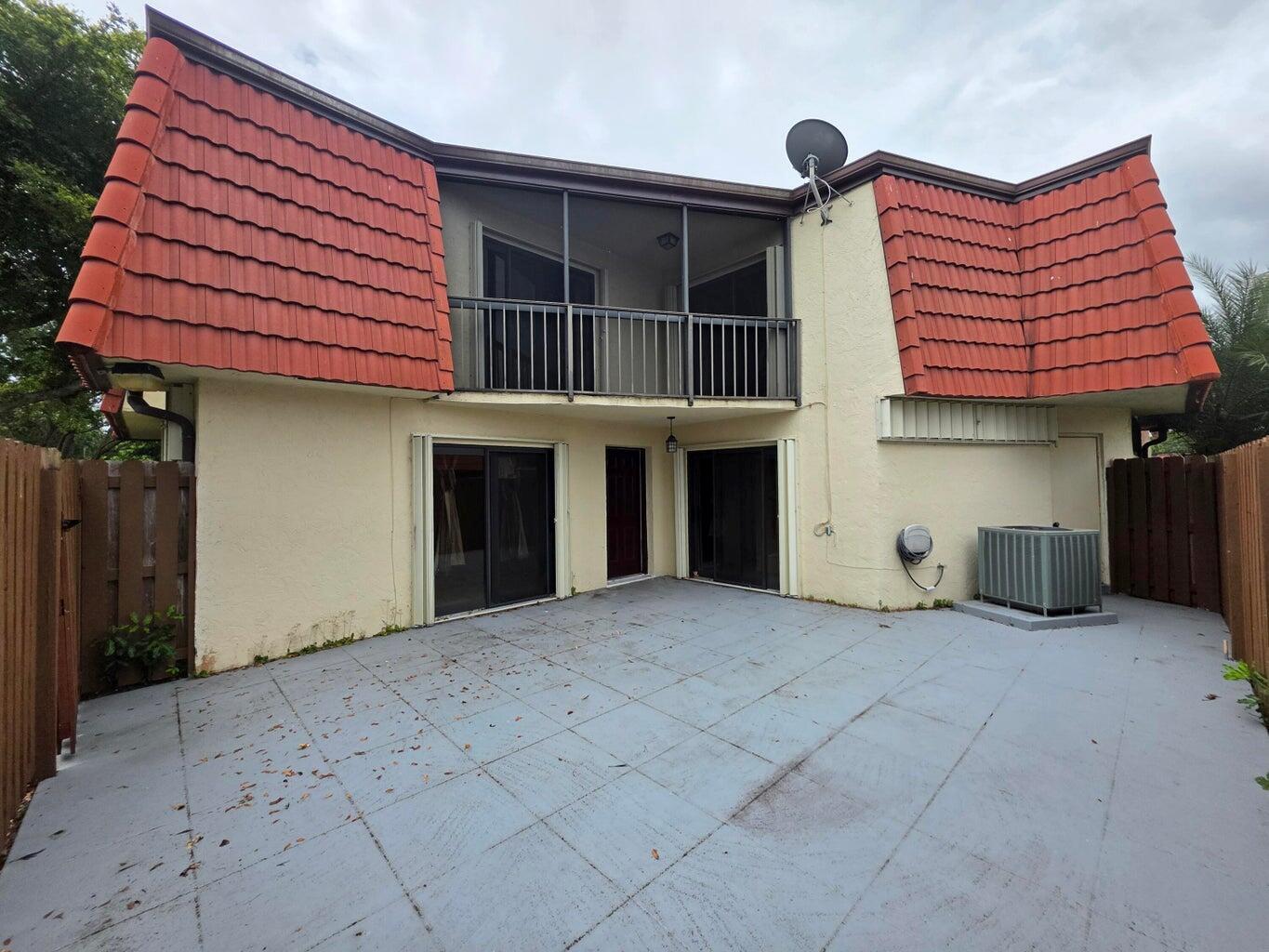 3909 Victoria Drive