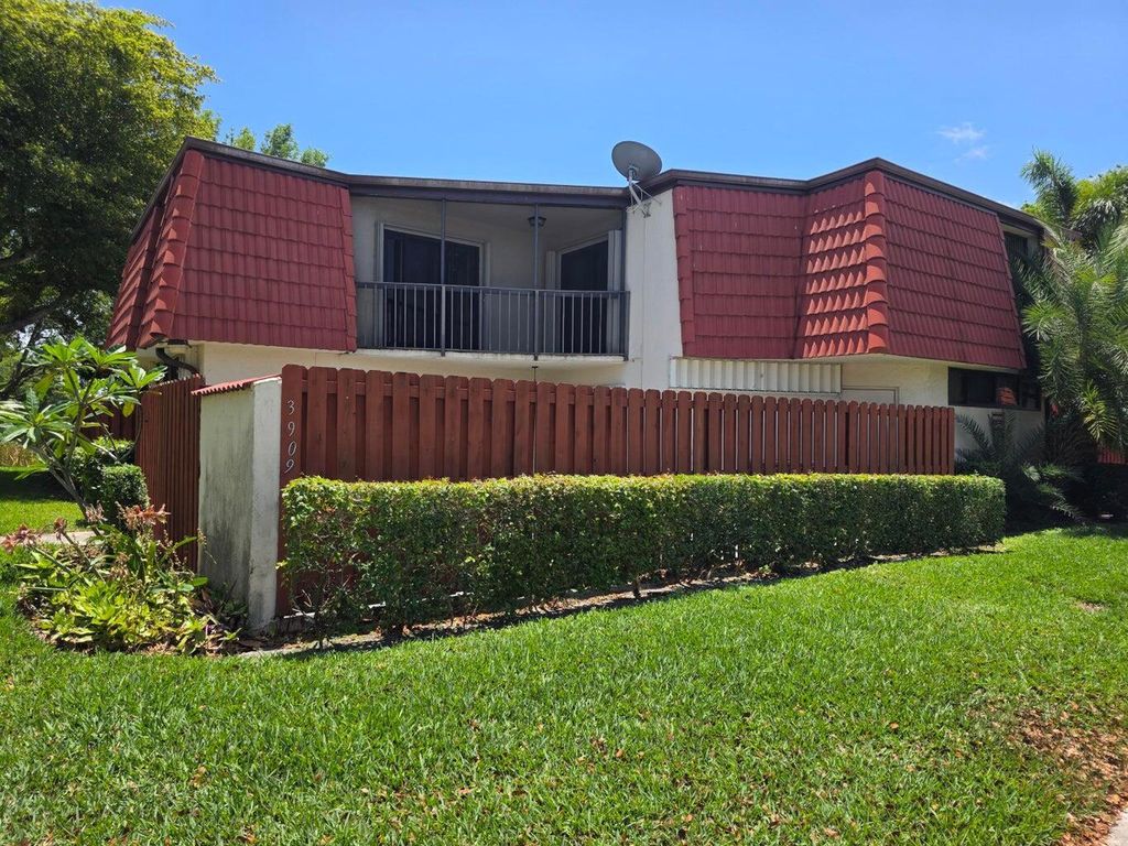 Photo of 3909 Victoria Drive, West Palm Beach, FL 33406 (MLS # R11093950)