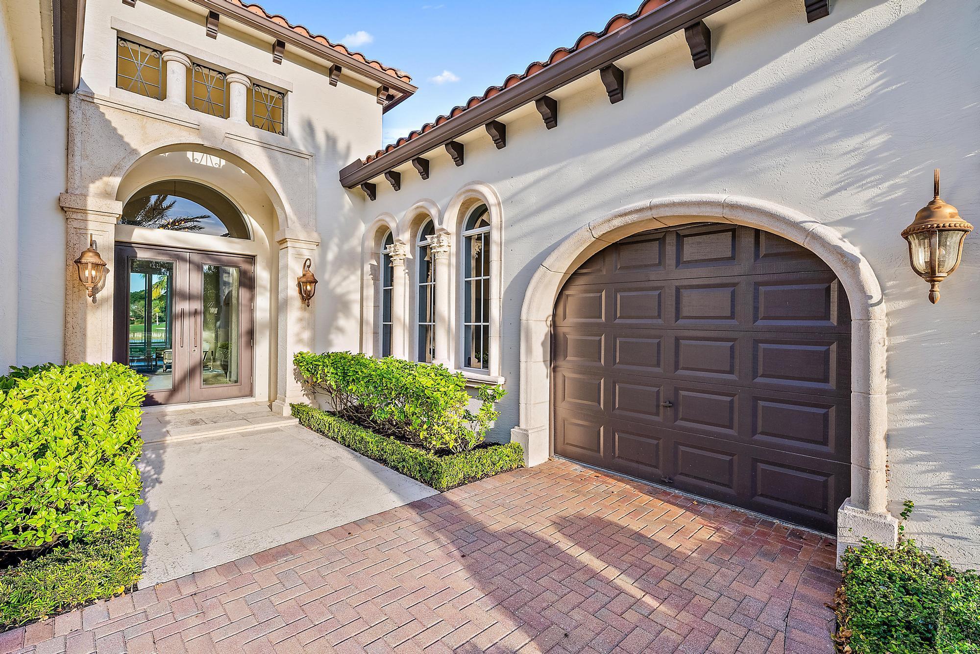 IBIS GOLF AND COUNTRY CLU - Residential