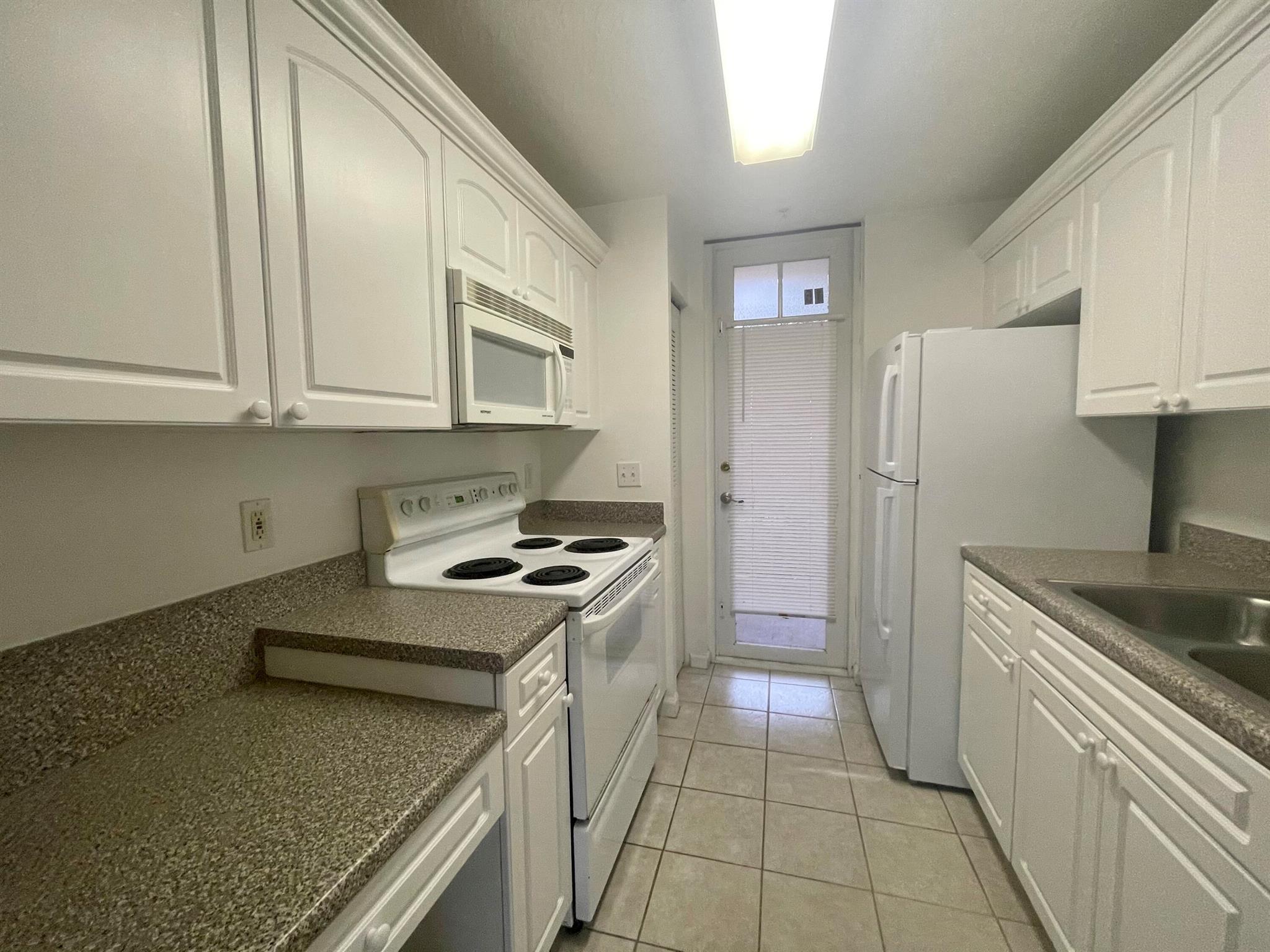 FIRST FLOOR 1/1 UNIT CENTRALLY LOCATED, FACING PARKING AREA, TILE THROUGHOUT WITH UPDATED MASTER SHOWER AND DOUBLE PATIO!! WALKING DISTANCE TO ABACOA DOWNTOWN AREA AND COMMUNITY POOL AND GYM. BASIC CABLE AND WI-FI