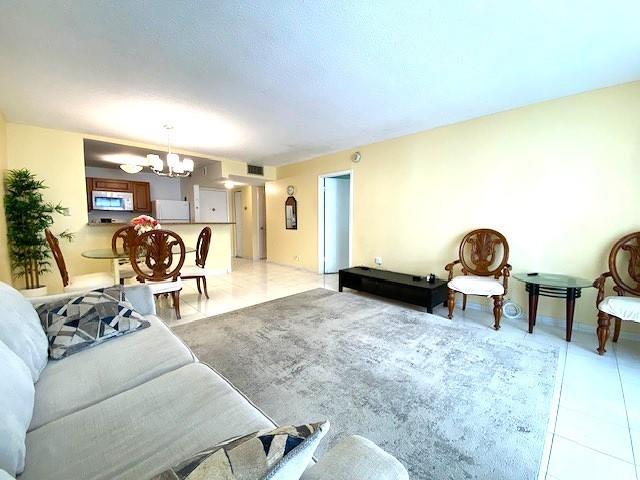 1817 S Ocean Dr 423