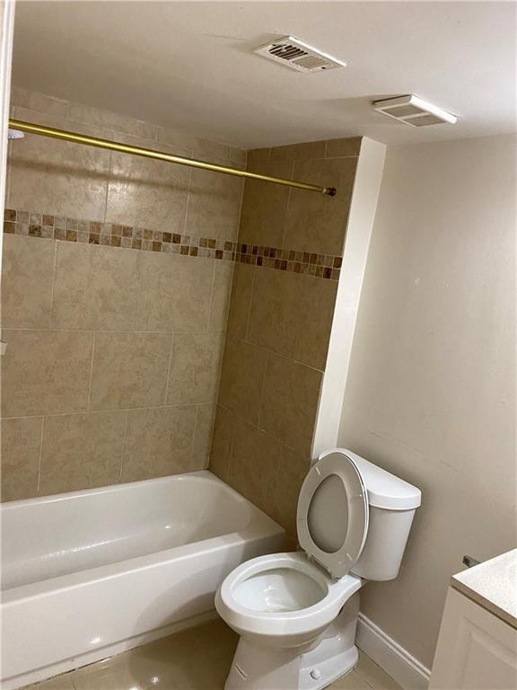 SUMMERBREEZE CONDO - Residential Lease