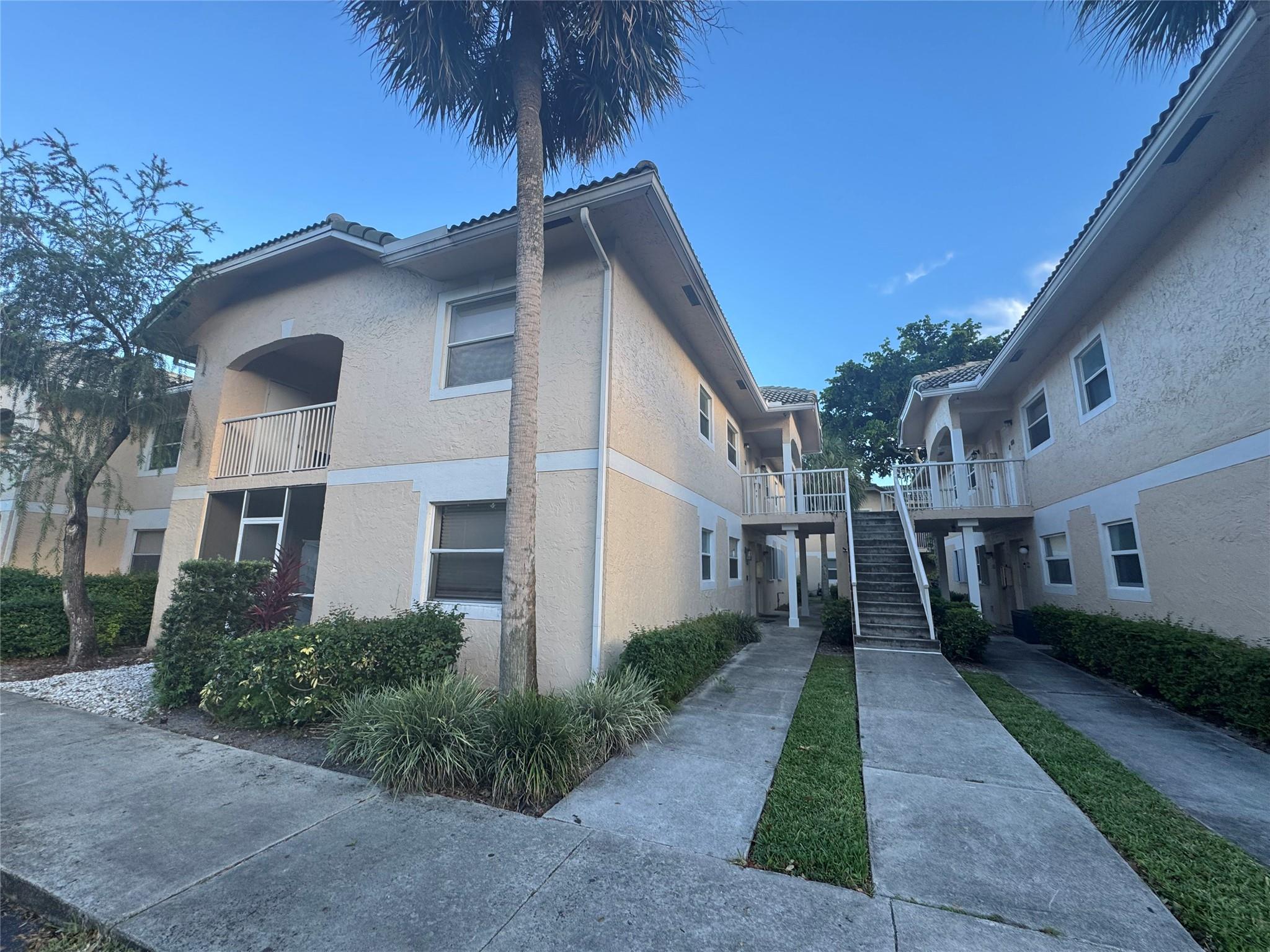 Royal Garden Condo - Residential Lease