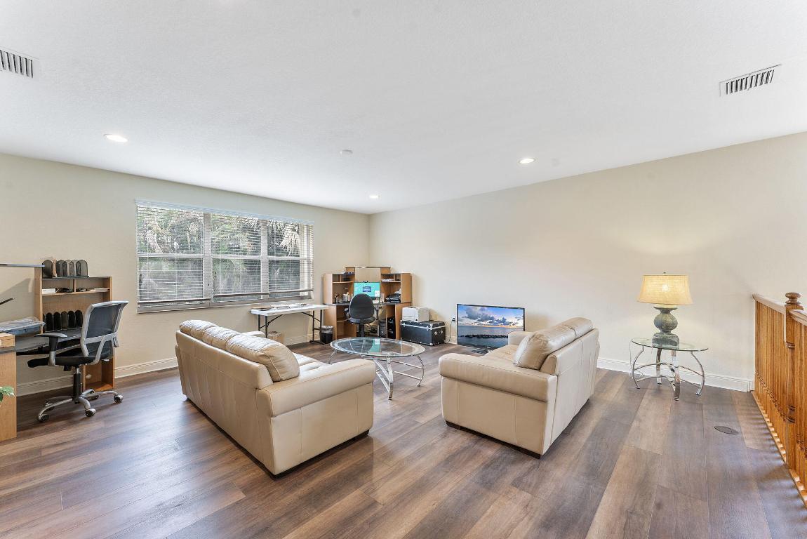 CAPELLA 2 - Residential