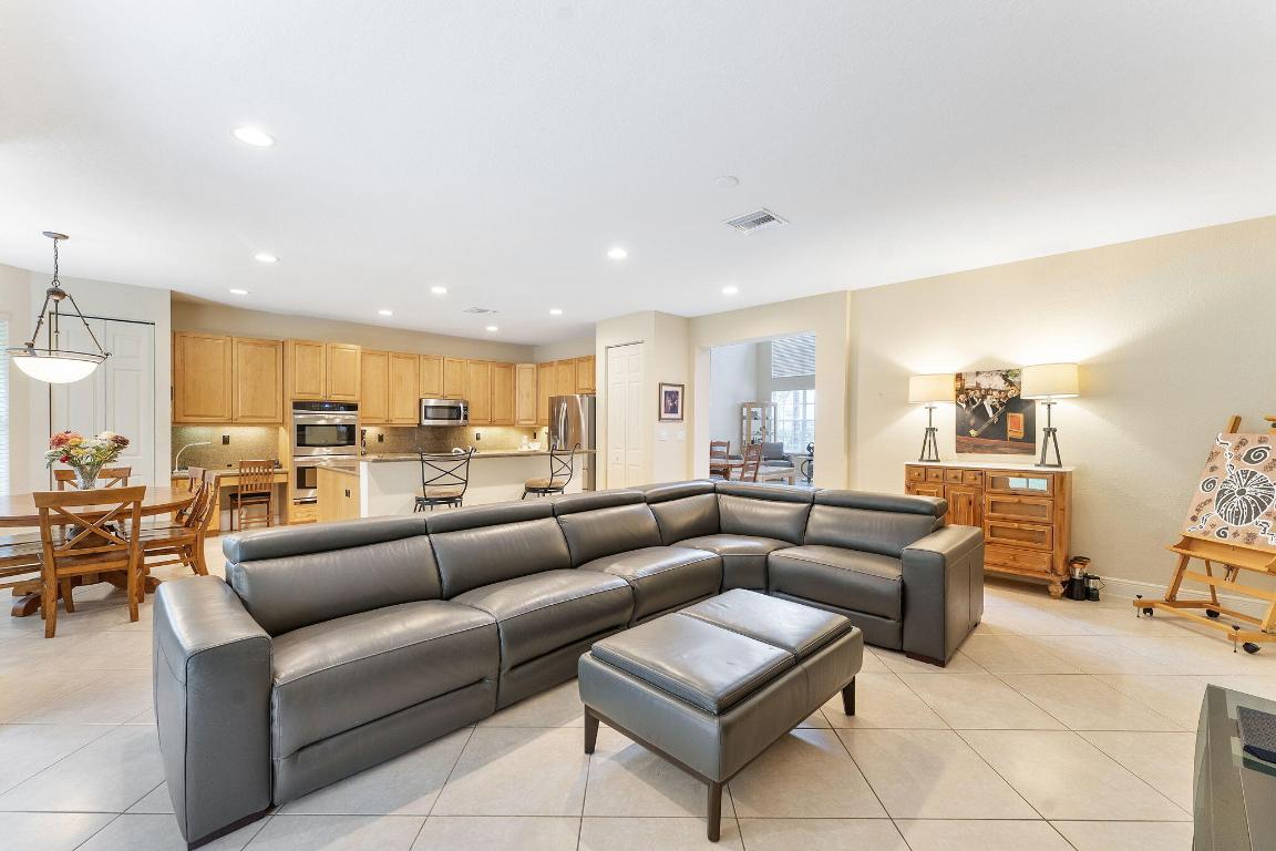 CAPELLA 2 - Residential