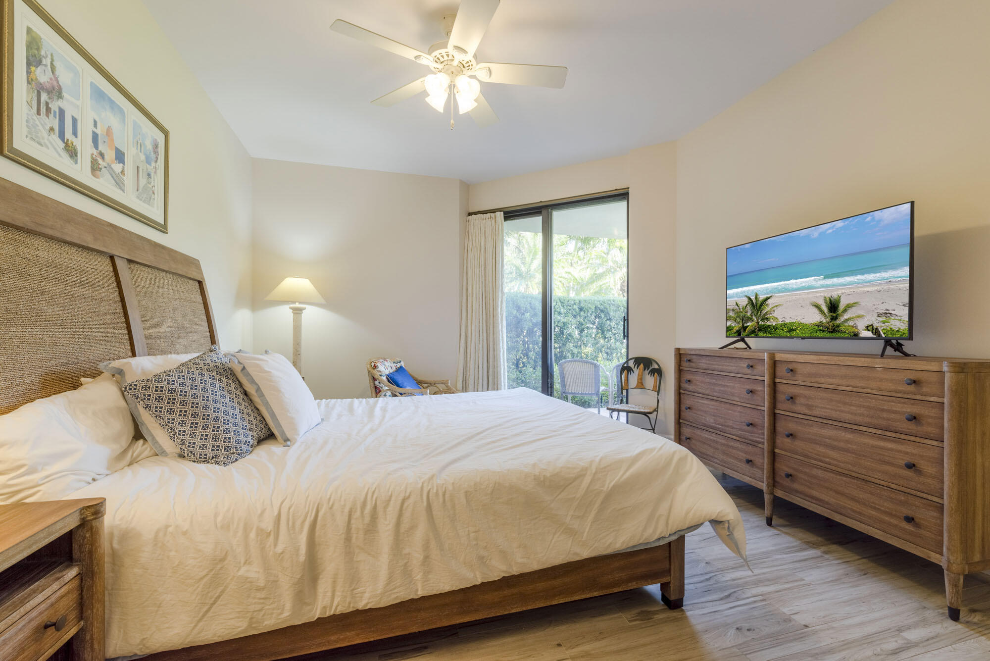 Jonathans Landing - Residential