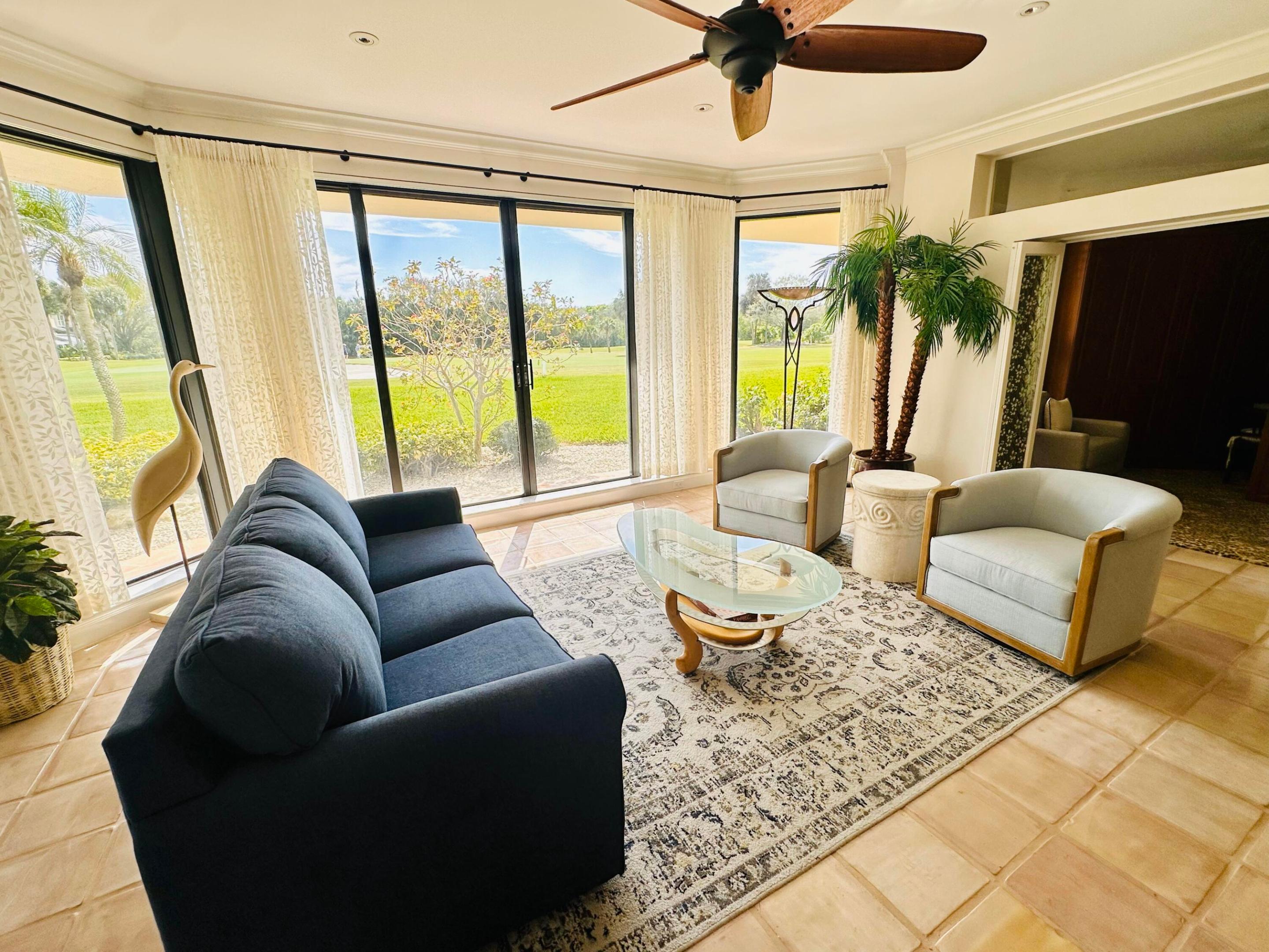 Jonathans Landing - Residential