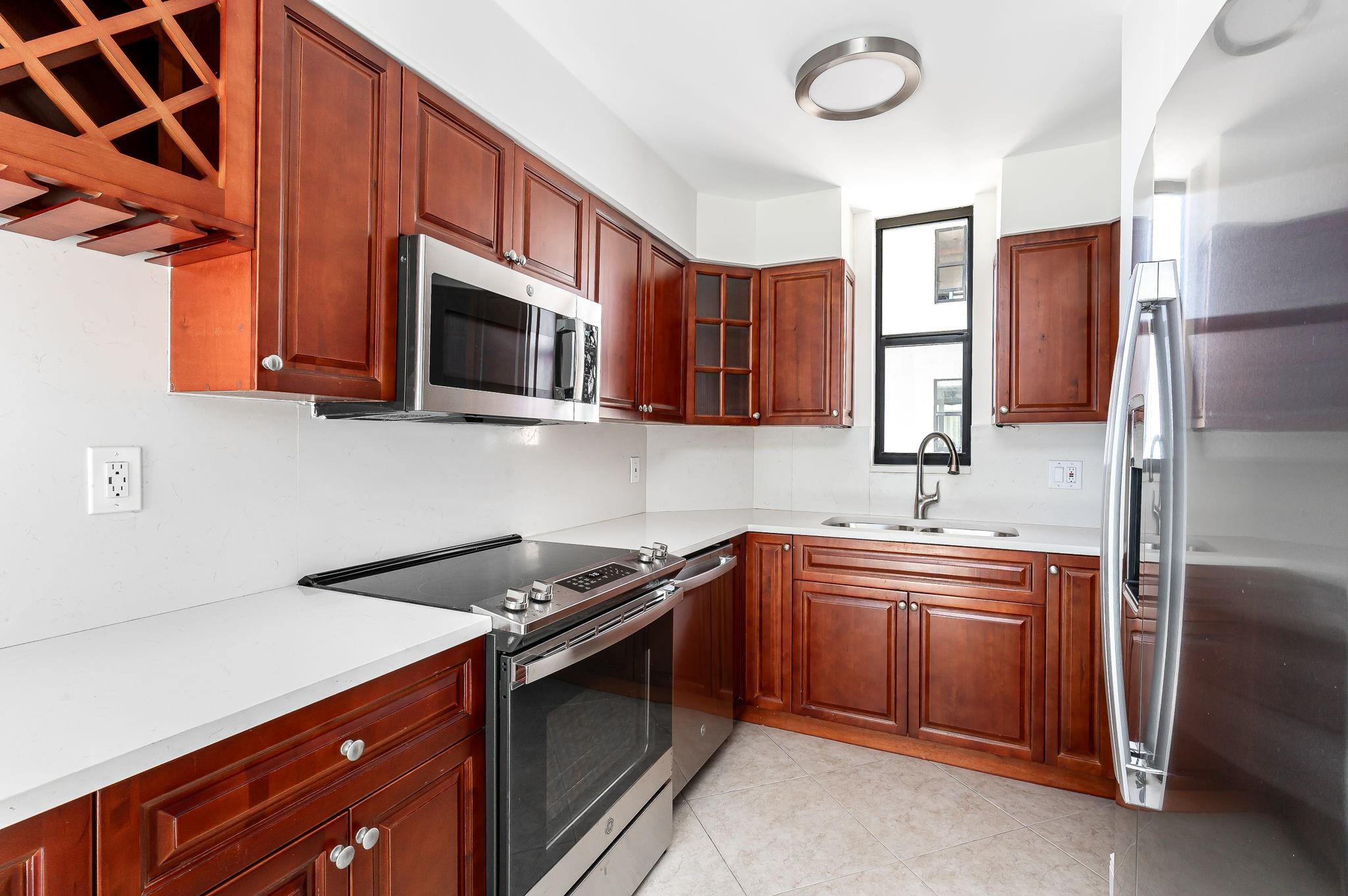 1000 S Ocean Blvd 17G