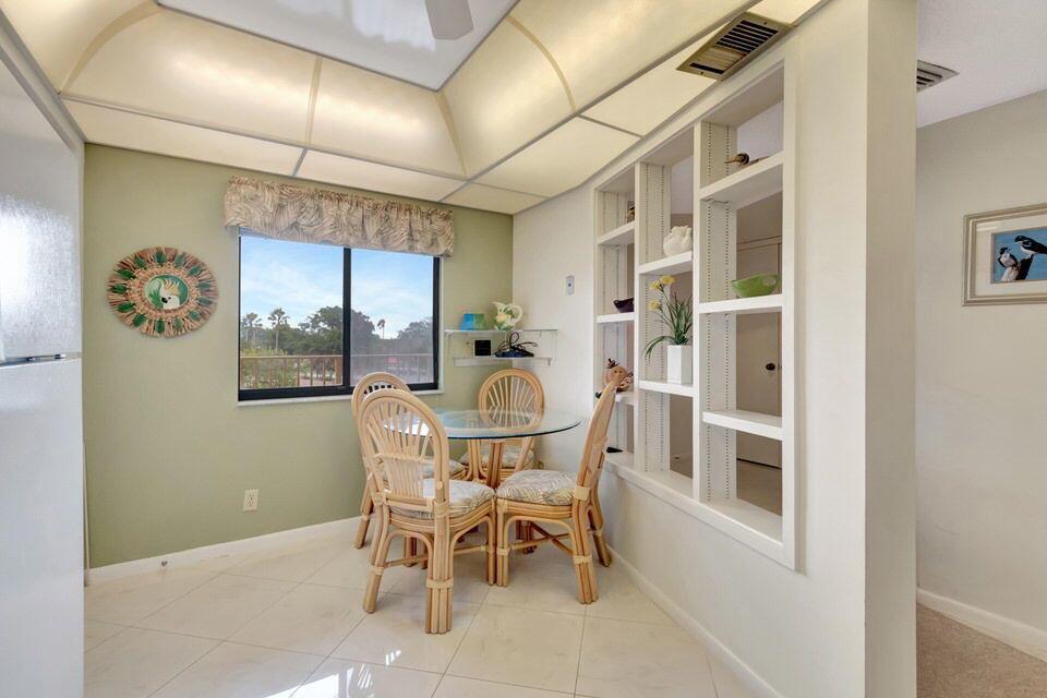 HUNTINGTON LAKES - Residential