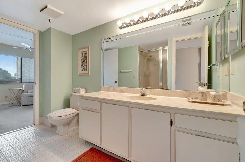 HUNTINGTON LAKES - Residential
