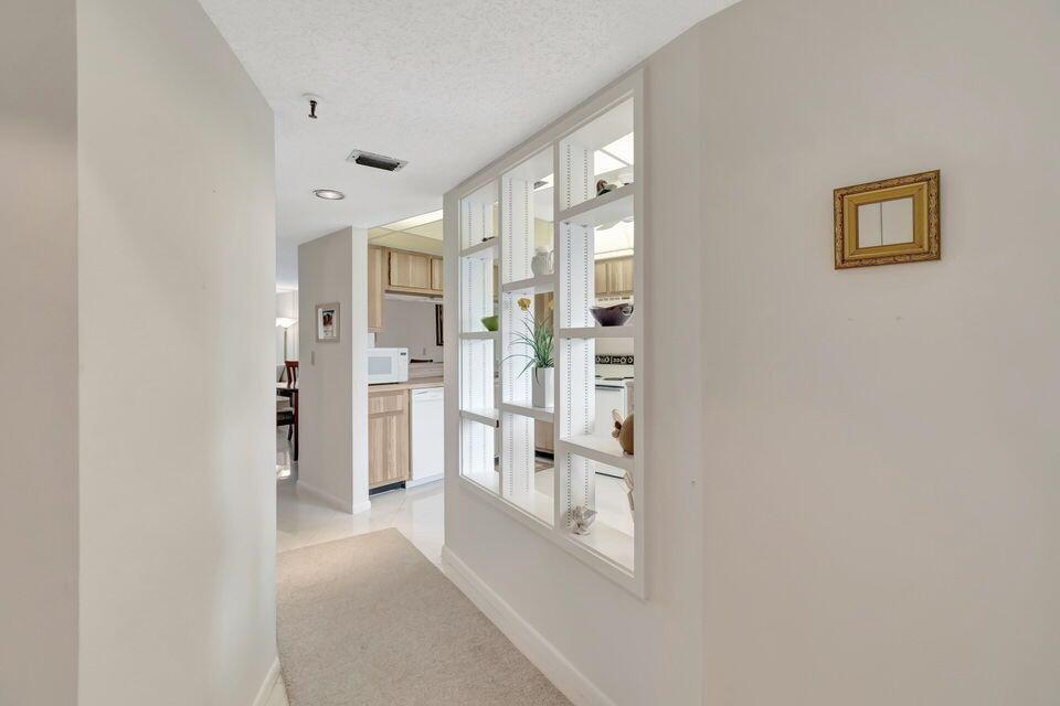 HUNTINGTON LAKES - Residential