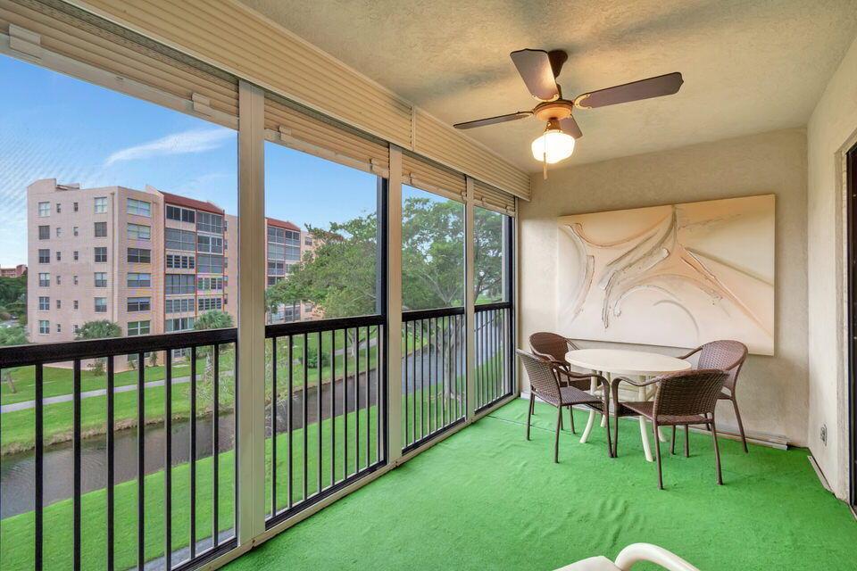 HUNTINGTON LAKES - Residential