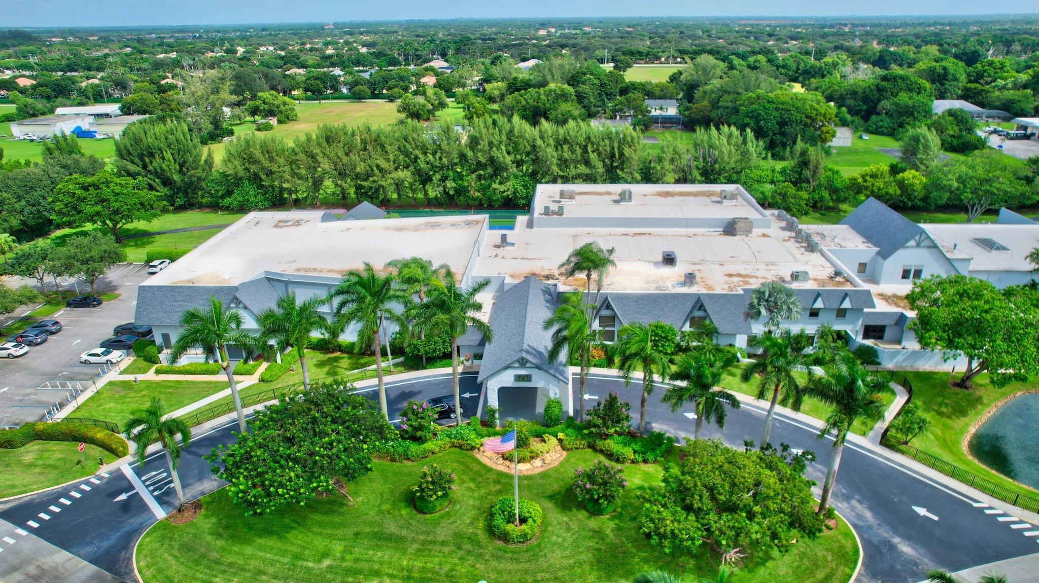 HUNTINGTON LAKES - Residential