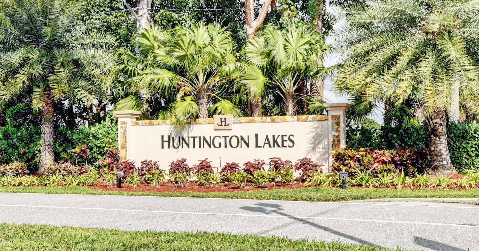 HUNTINGTON LAKES - Residential