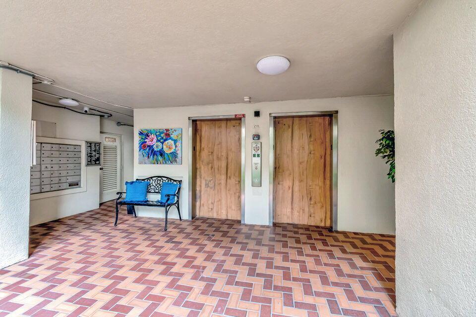 View photos, virtual tours, details... 14475 Strathmore Lane 405