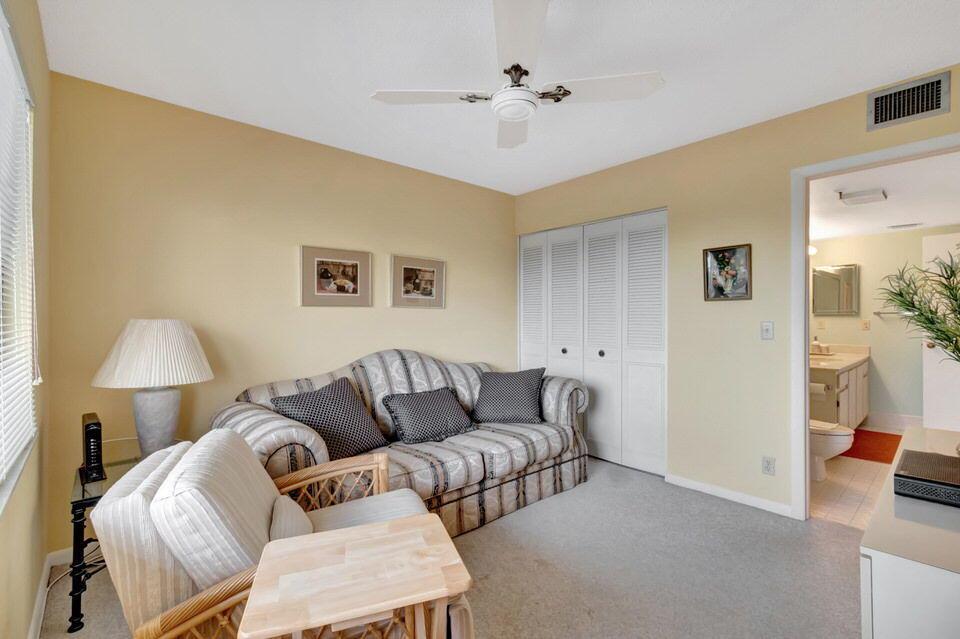 HUNTINGTON LAKES - Residential