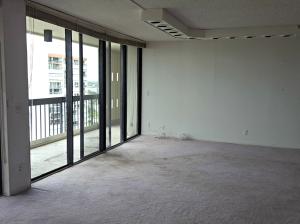 LANDS OF THE PRESIDENT CONDO 7 - Residential