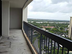 LANDS OF THE PRESIDENT CONDO 7 - Residential