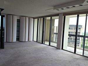 LANDS OF THE PRESIDENT CONDO 7 - Residential