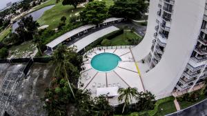 LANDS OF THE PRESIDENT CONDO 7 - Residential