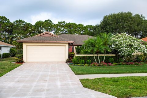 Single Family Residence in Boynton Beach FL 10635 Greentrail 1.jpg