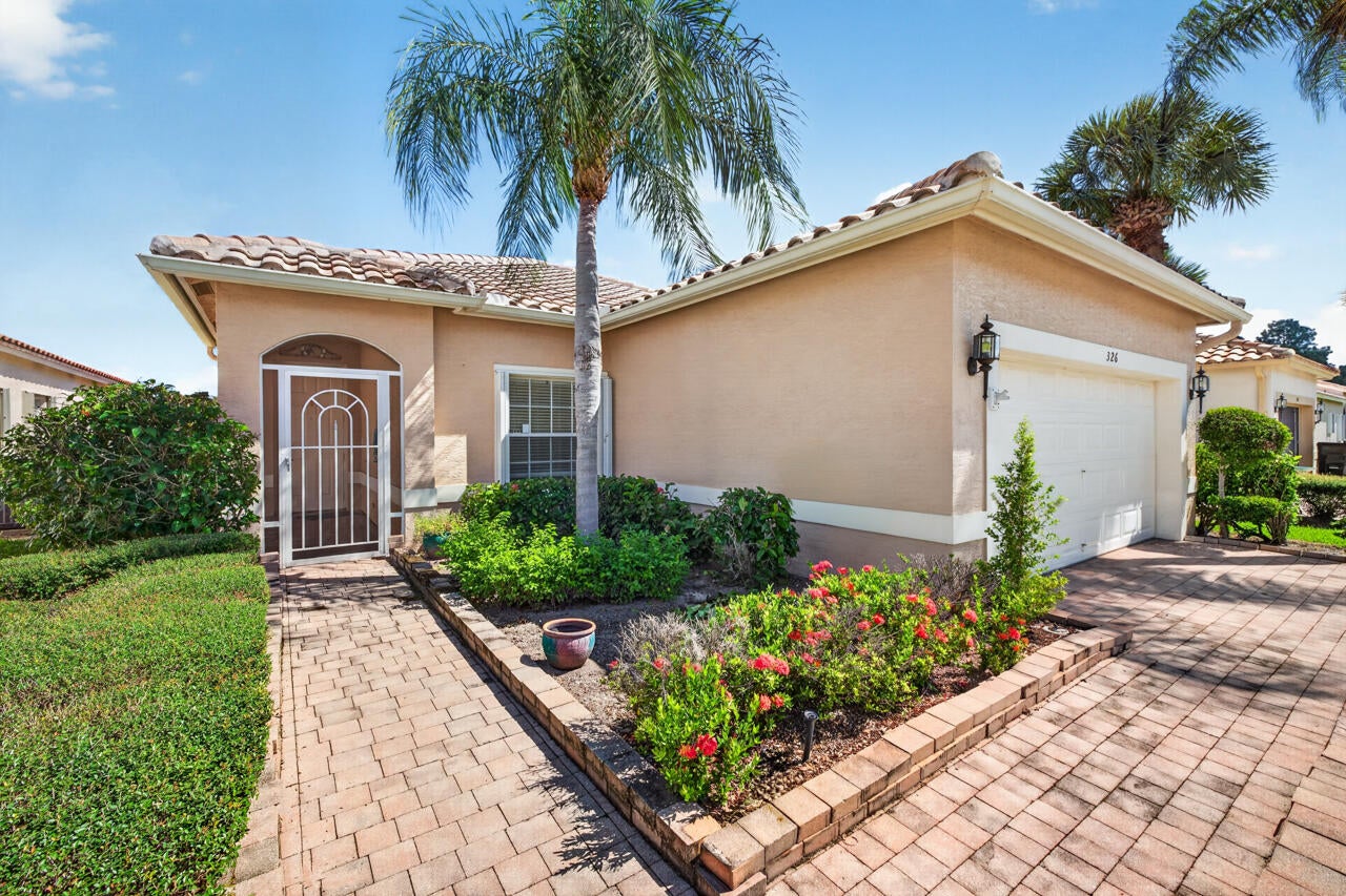 326 NW TREELINE Trace