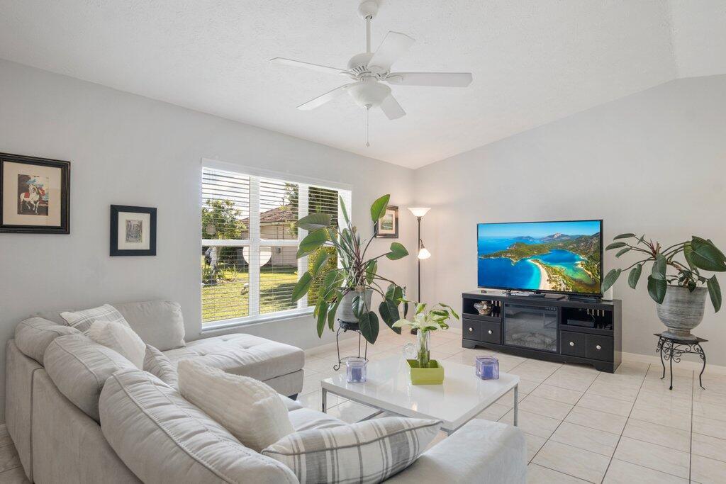 PORT ST LUCIE SECTION 36 - Residential