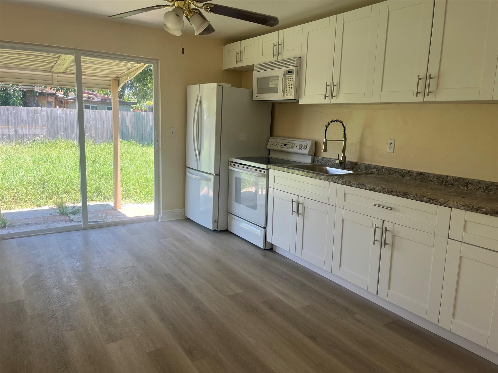 Playland Estates Sec 1 34 - Residential Lease