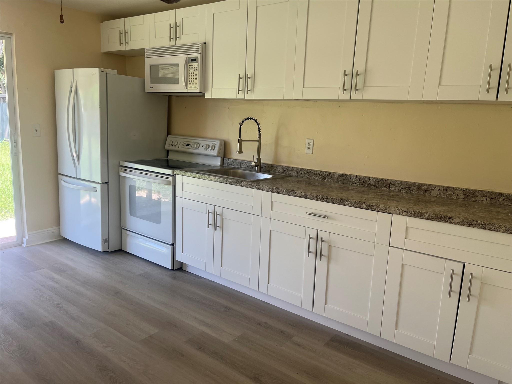 Playland Estates Sec 1 34 - Residential Lease