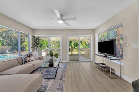 4687 NE 18th Ave Oakland Park FL 33334