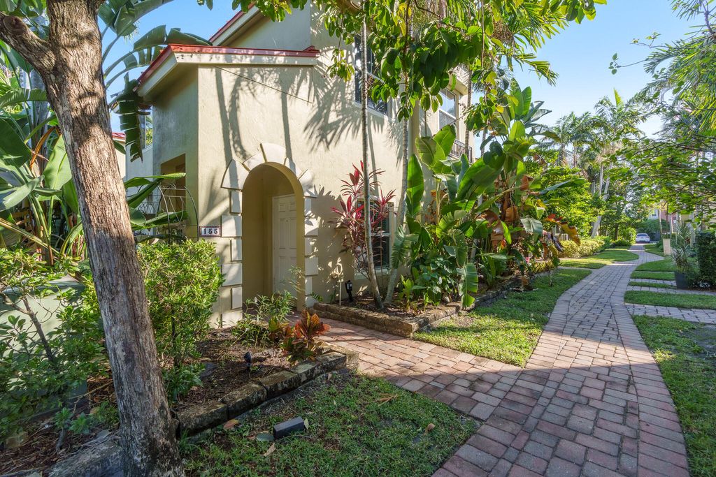 Photo of 155 Monterey Bay Drive, Boynton Beach, FL 33426 (MLS # R11141498)