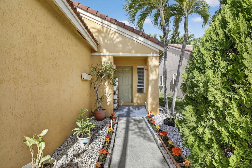 Photo of 1441 Majesty Terrace, Weston, FL 33327 (MLS # B26012344)