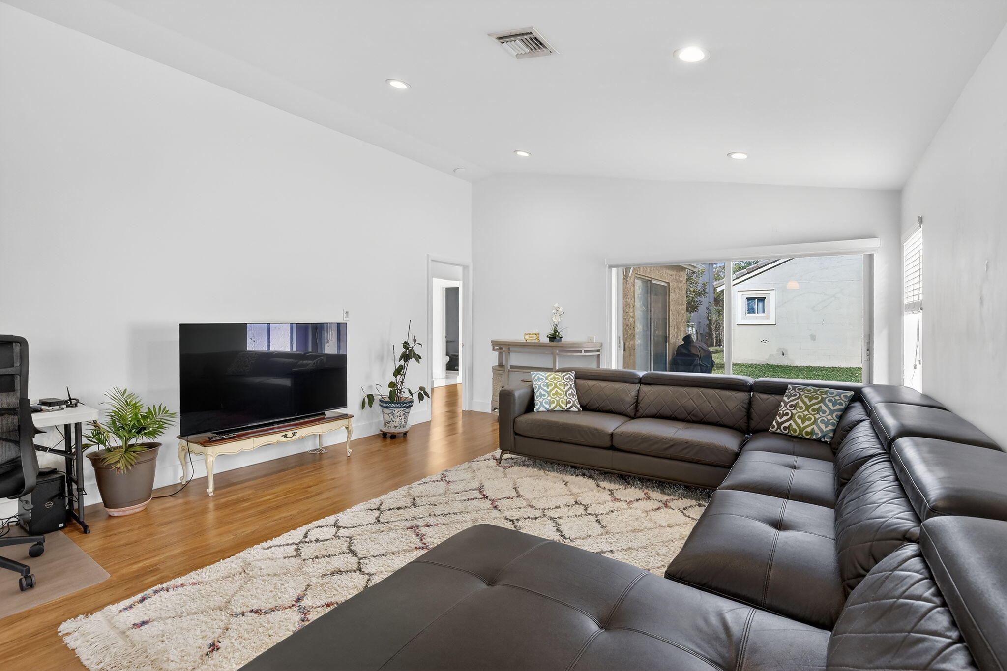 1441 Majesty Terrace