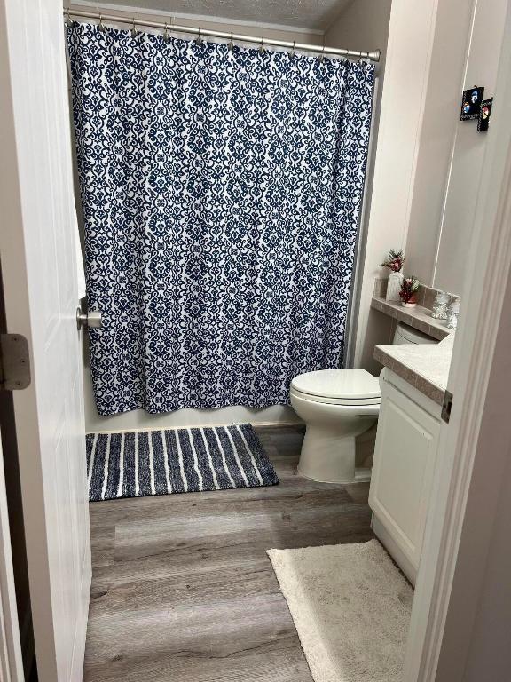 DEERFIELD LAKE - Residential