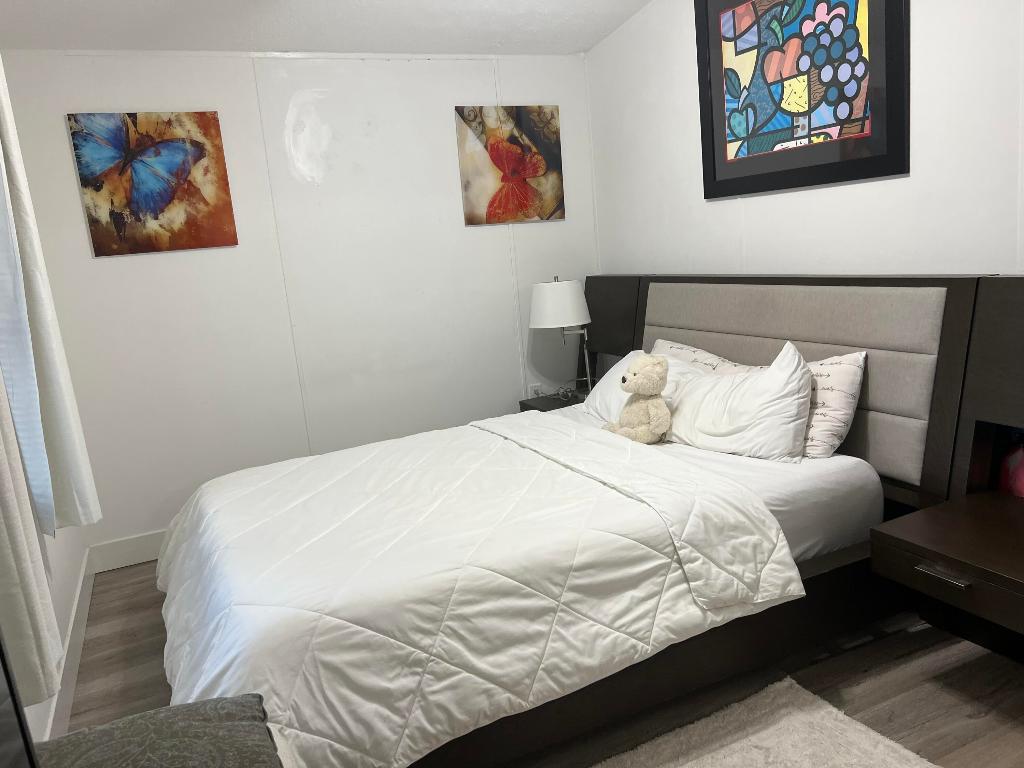 DEERFIELD LAKE - Residential