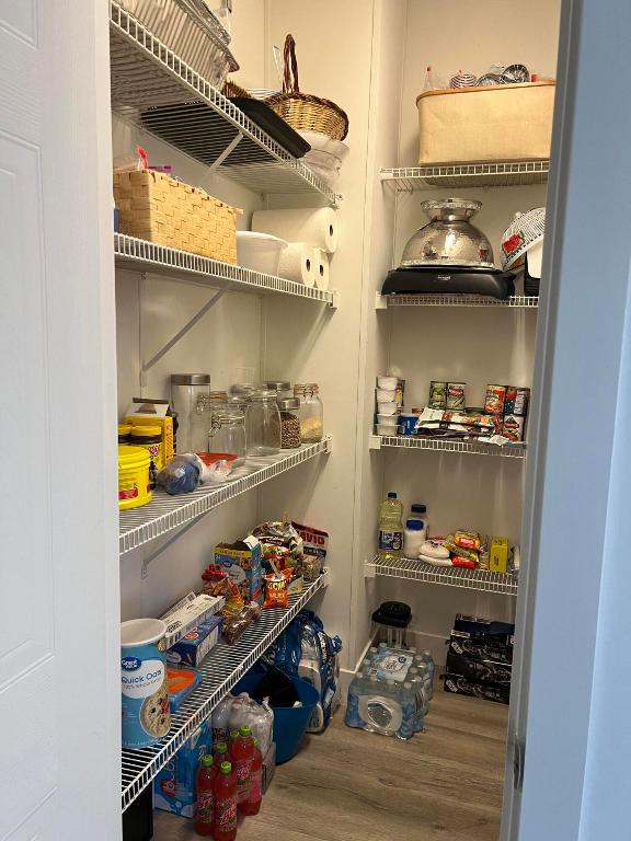 DEERFIELD LAKE - Residential